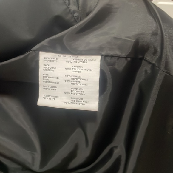 Almost new jacket! - Picture 5 of 6